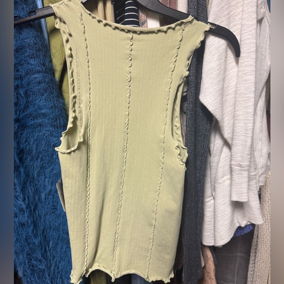 Free People Better This Way Tank -Washed Sage M/L NWT Retail $38 - Picture 4 of 5